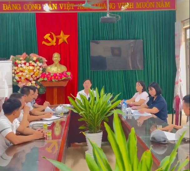 Đấu giá xã hội hóa điều hòa của phân hiệu Đội Bình của trường tiểu học Đội Bình