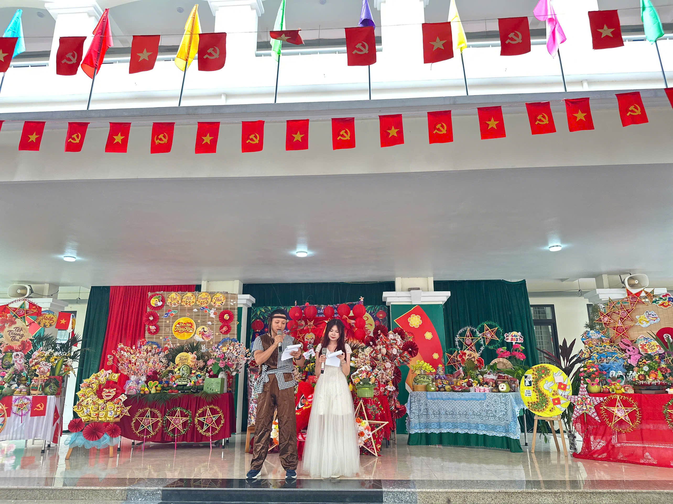 VUI TẾT TRUNG THU - PHÂN HIỆU BÀI LÂM