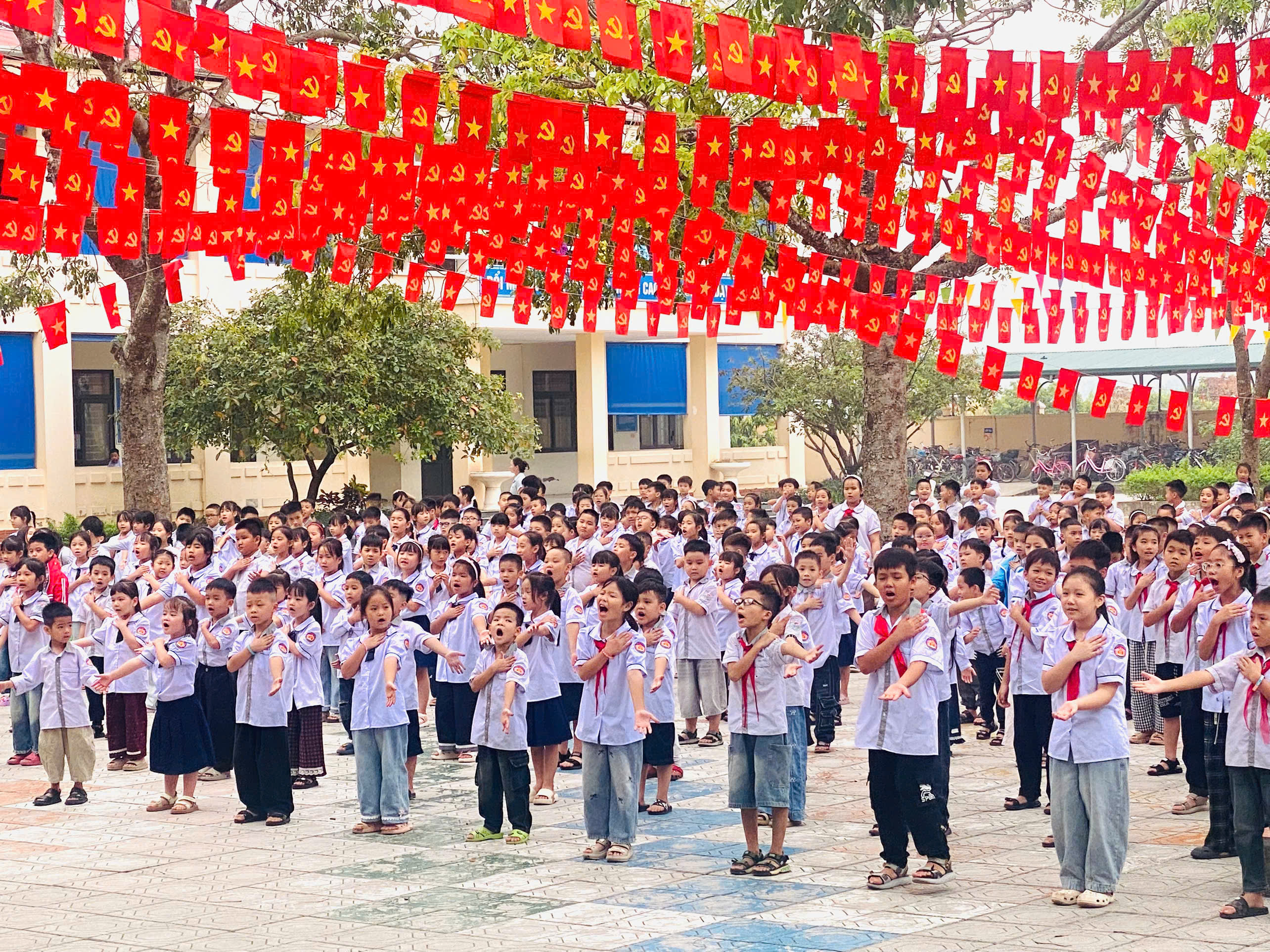 🌞 THỂ DỤC ĐẦU GIỜ – THÓI QUEN NHỎ, LỢI ÍCH LỚN 🌞