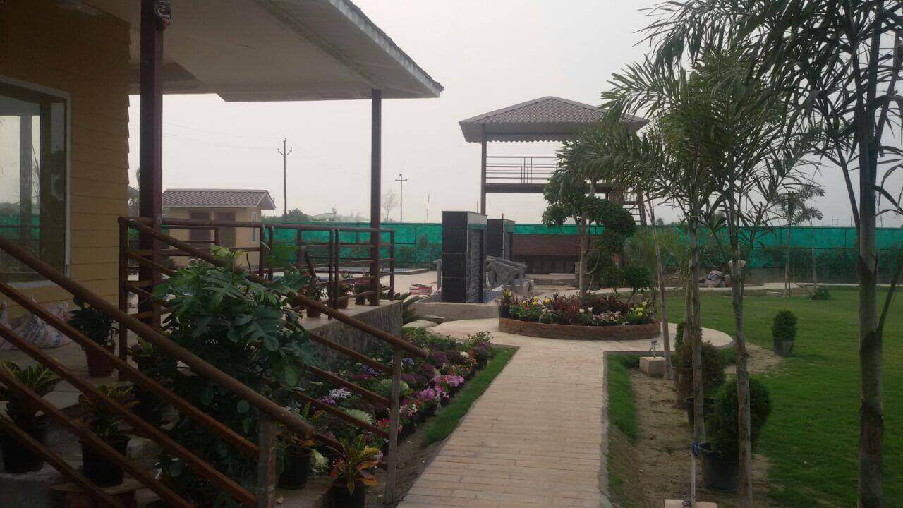 Green Beauty farm house, Sector 135 Noida