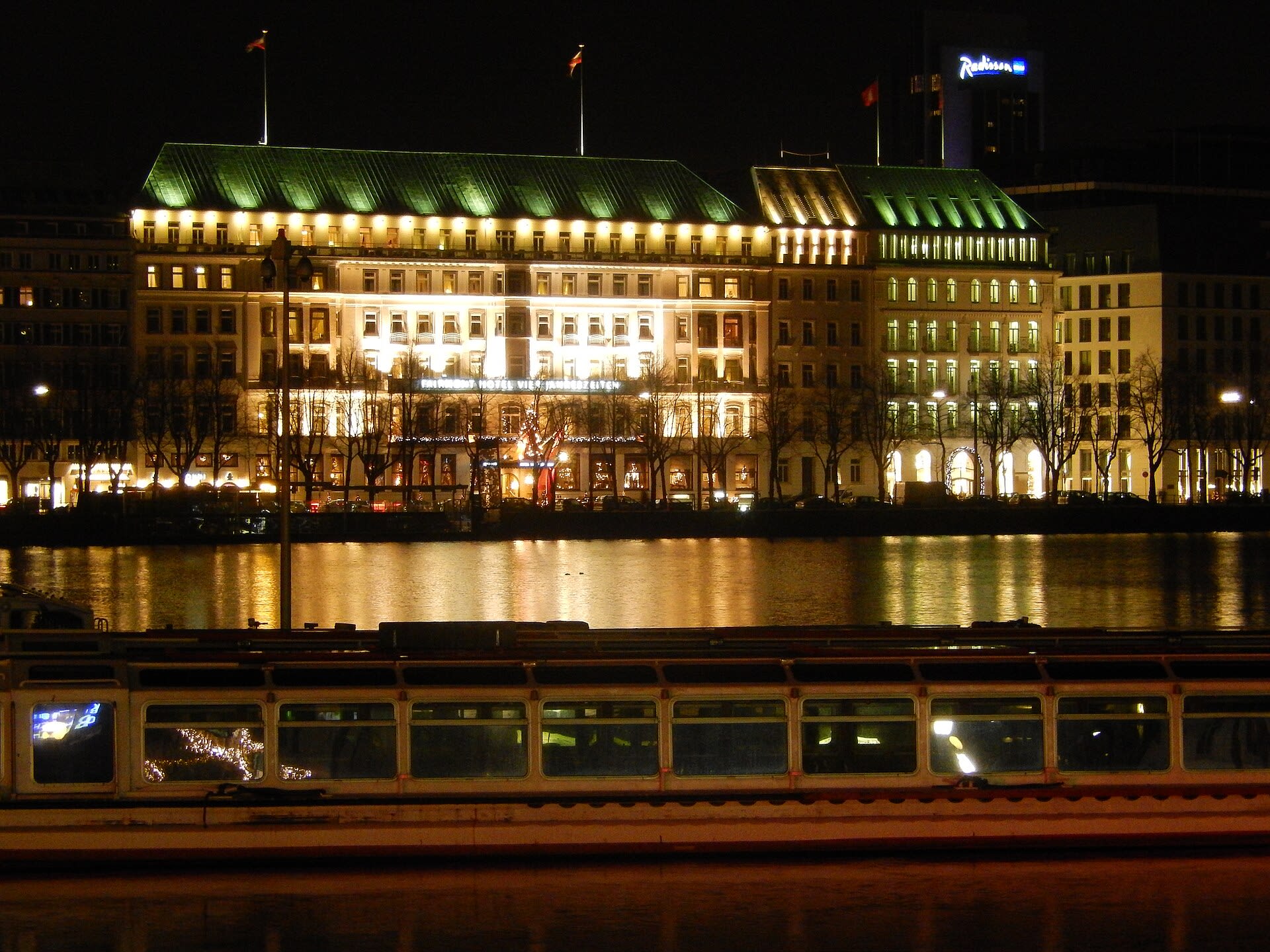 Fairmont Hotel Vier Jahreszeiten, Hamburg