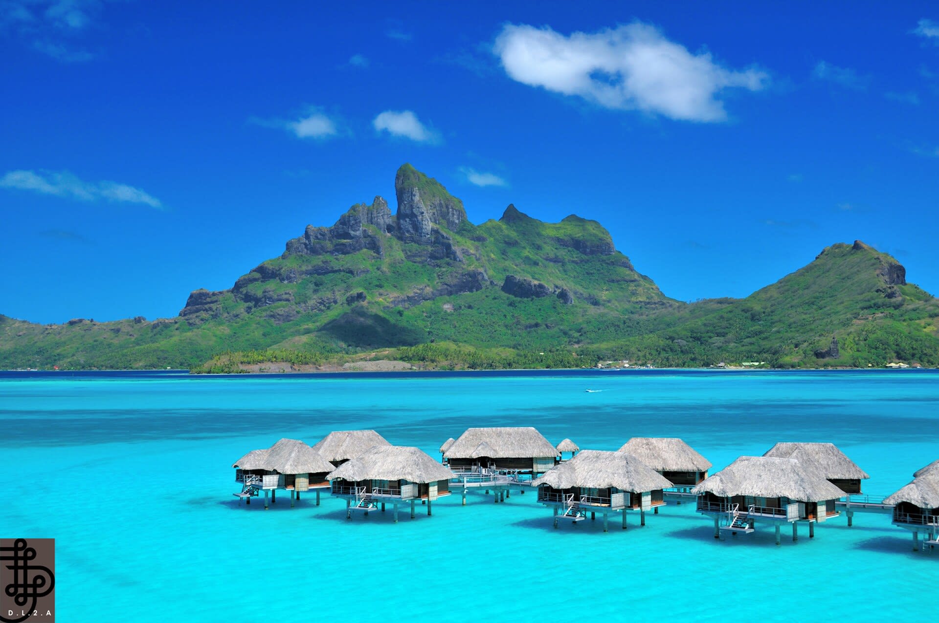 Four Seasons Resort Bora Bora — gallery image 2