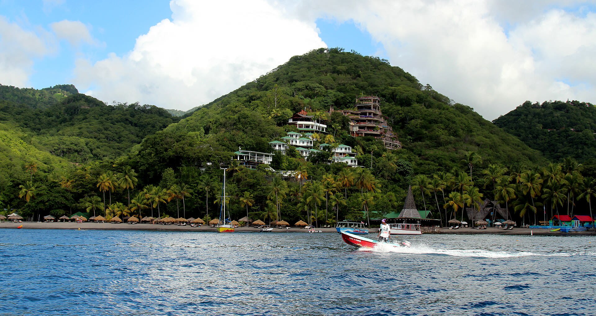 Jade Mountain, Soufrière
