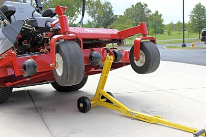 Diy zero turn mower lift hot sale