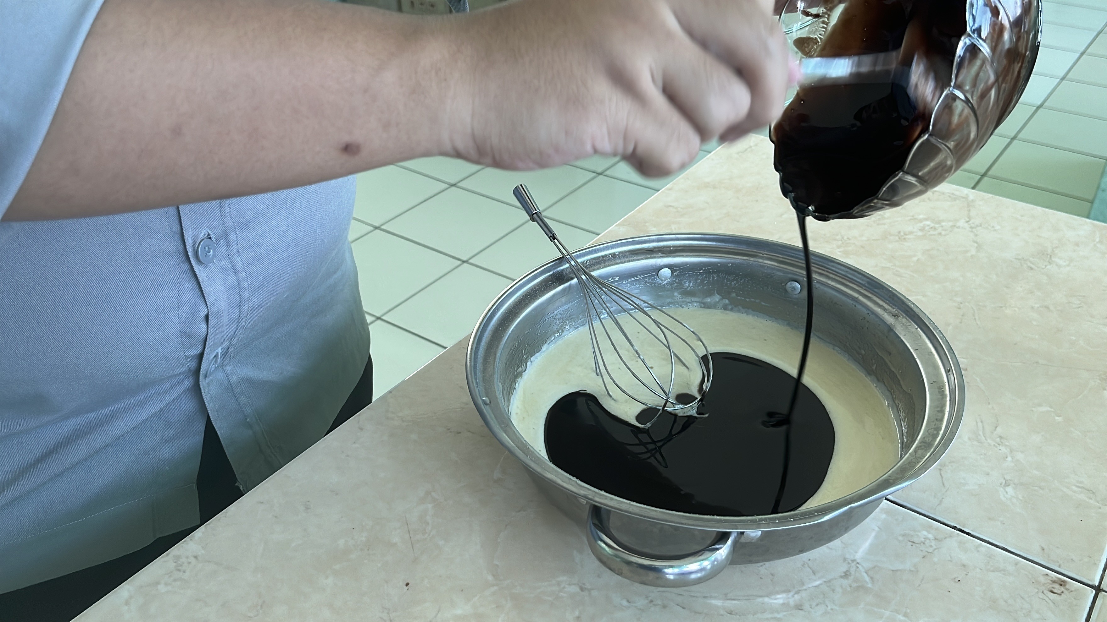Workshop Pembuatan Brownies & Cookies Talas Kombinasi Kelapa
