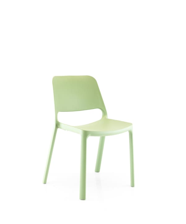 Chaise 4 pieds, polypropylène 100% recyclé, vendue à l’unité - Maike