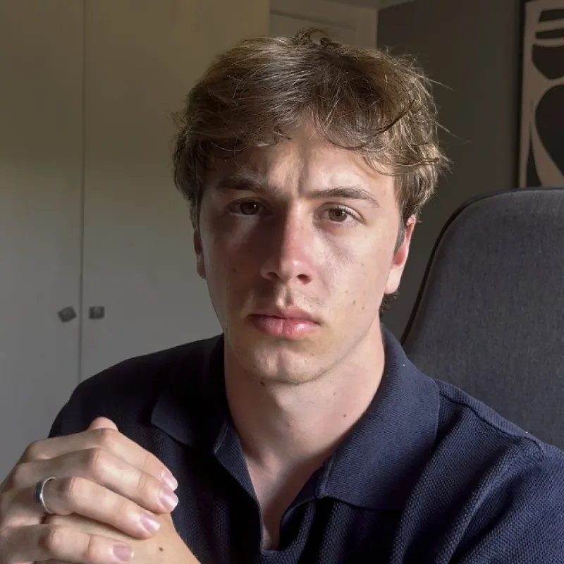 framer designer pol vake