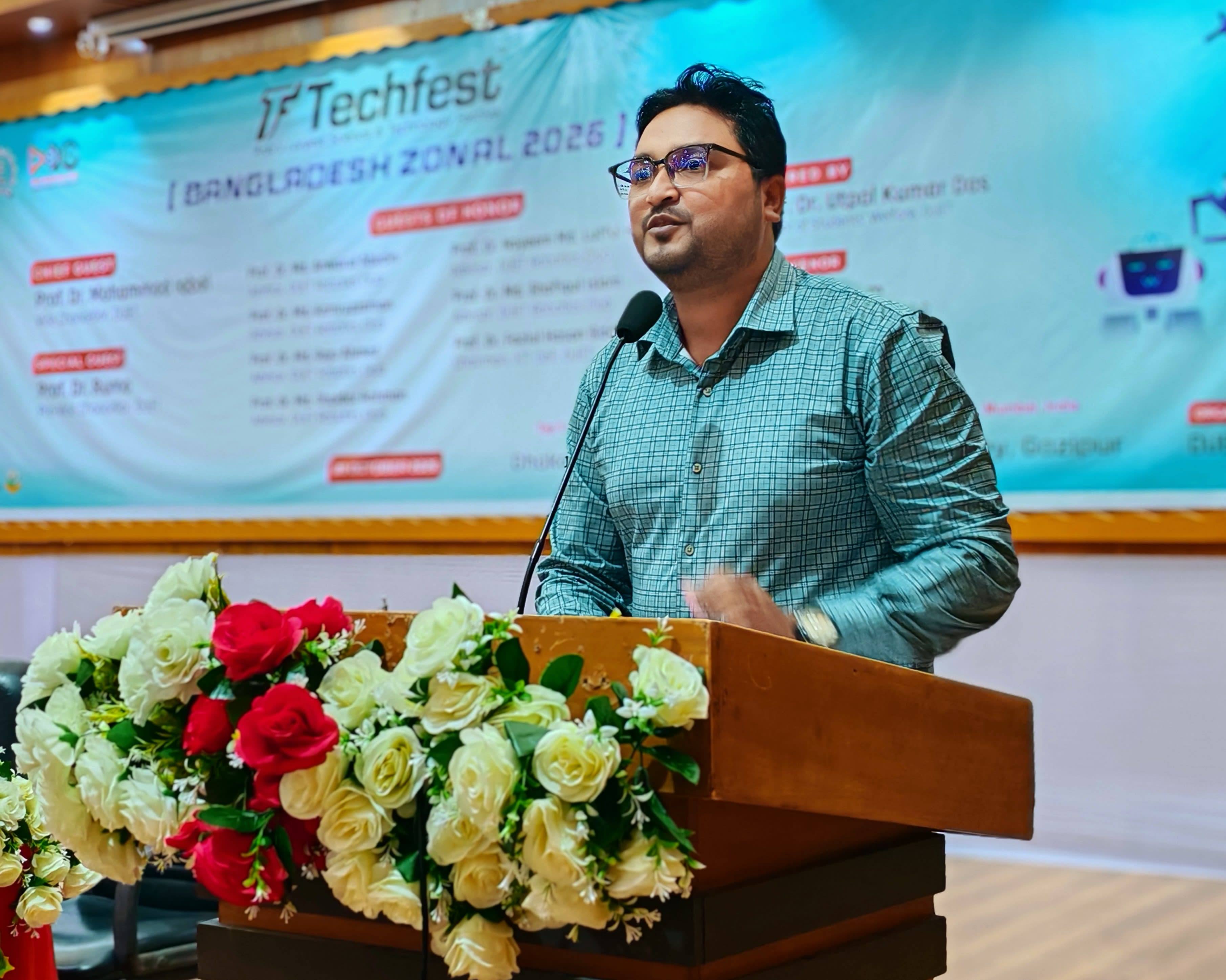 Addressing the participants at Techfest Bangladesh Zonal 2026, DUET