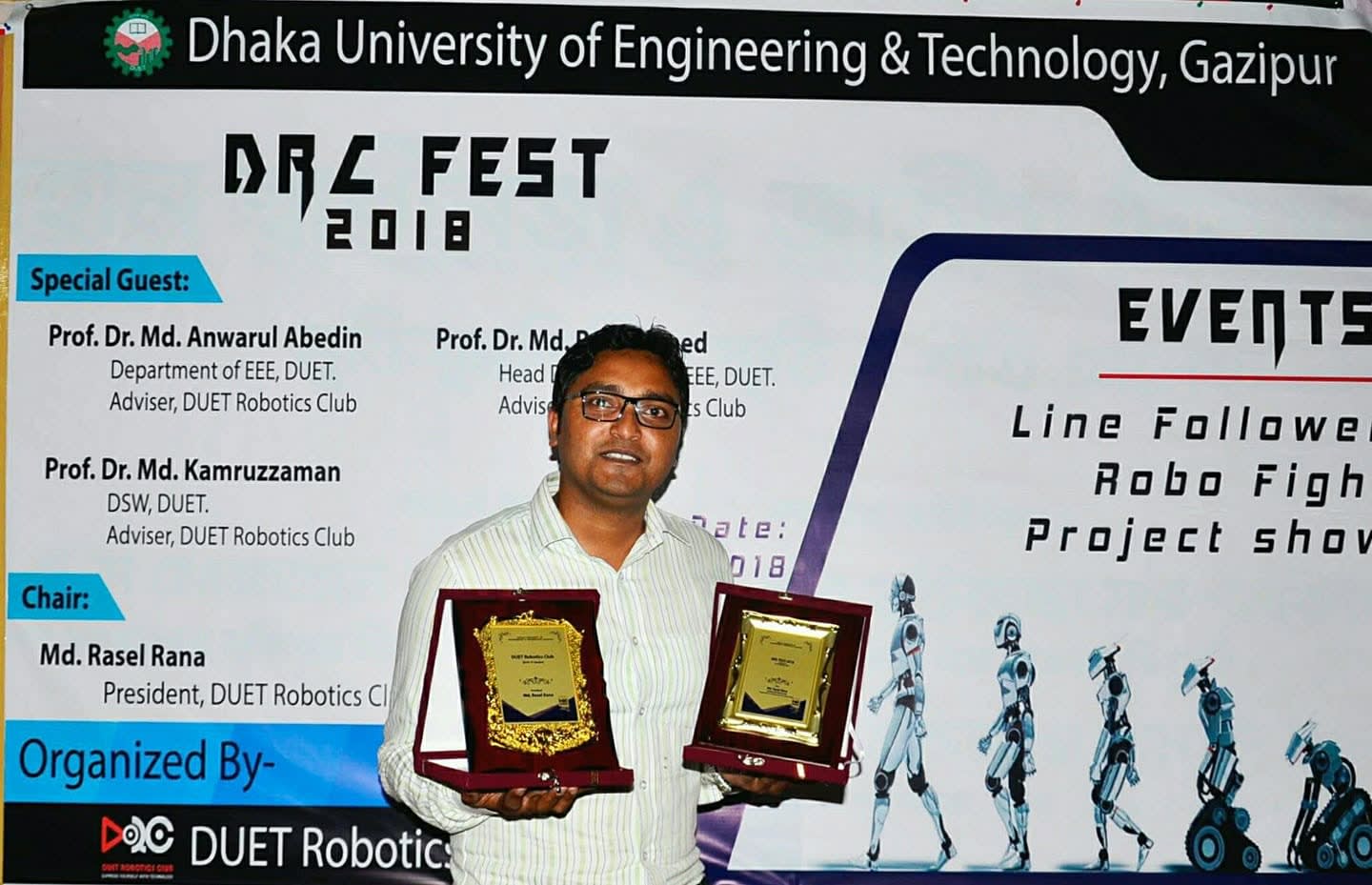 Receiving the club president’s crest and certificate at DRC FEST 2018, the last event I chaired as President of the DUET Robotics Club