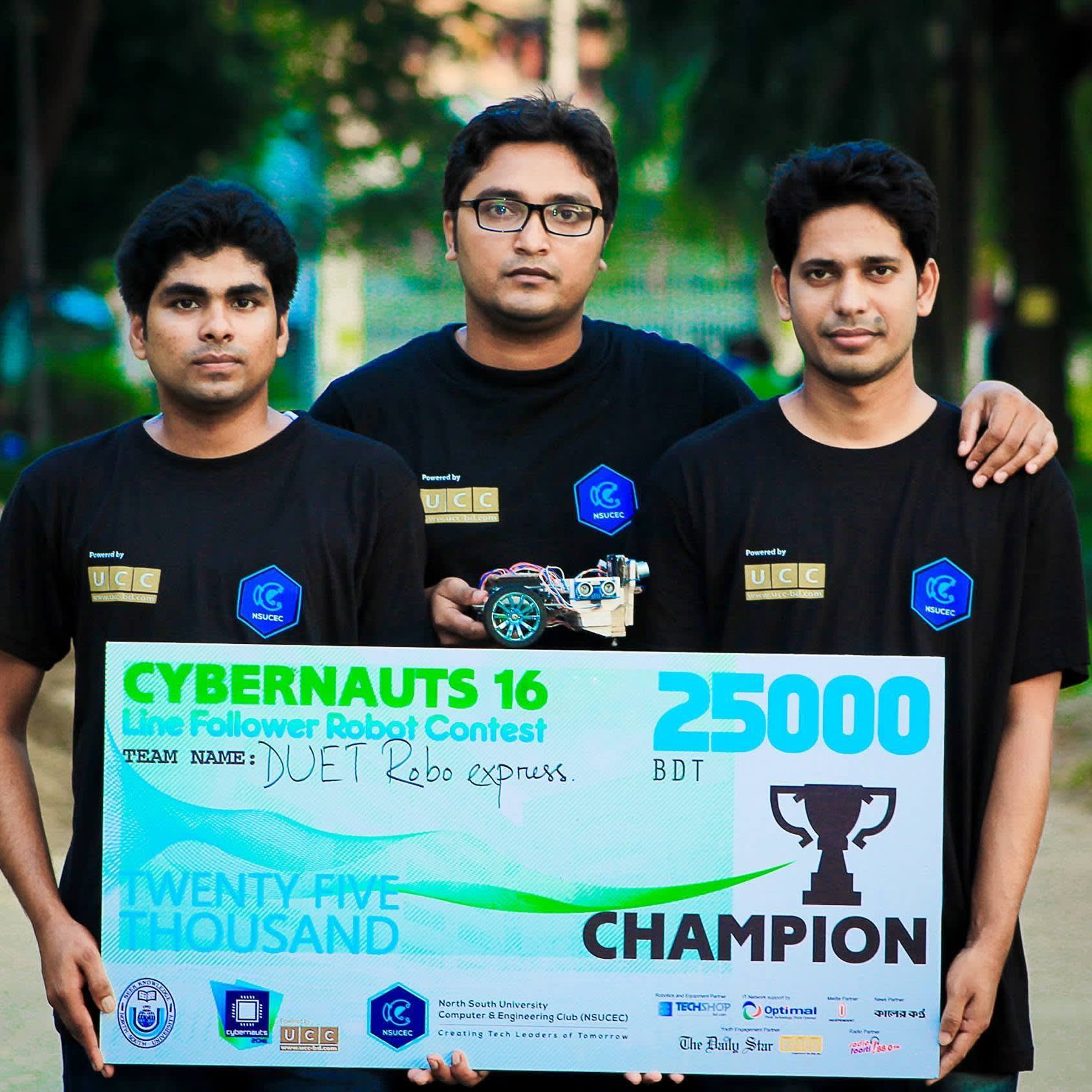 Team DUET Robo Express, champions of the Cybernauts 2016 Line Follower Robot Contest