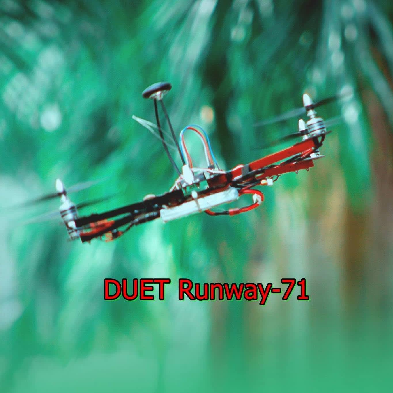 The quadcopter built by Team DUET Runway-71