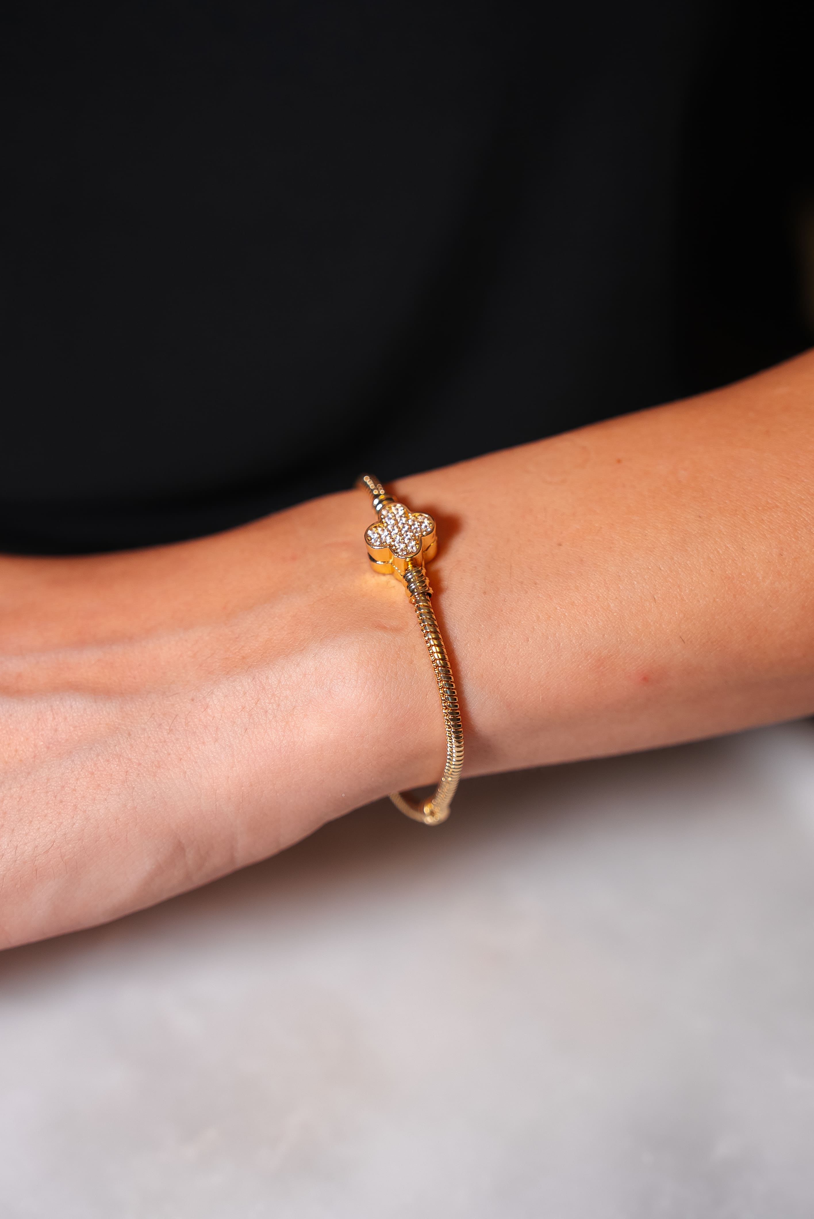 Pandora Gold Yonca