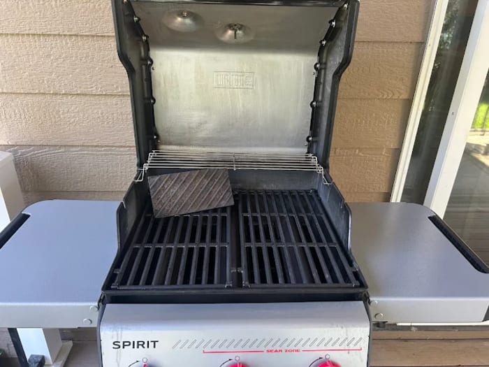 Grill after professional deep cleaning by Husker Grill Cleaning — result 96