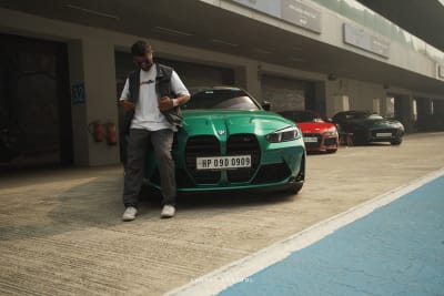 Garage 32