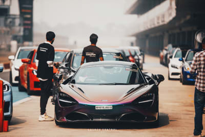 720S, Head On