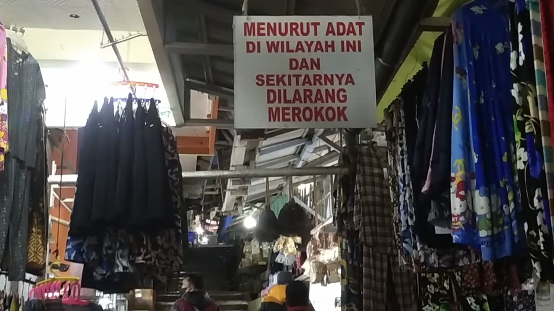 Mengapa Ada Larangan Merokok di Makam Syekh Abdul Muhyi Pamijahan? Ini Cerita dan Alasannya.
