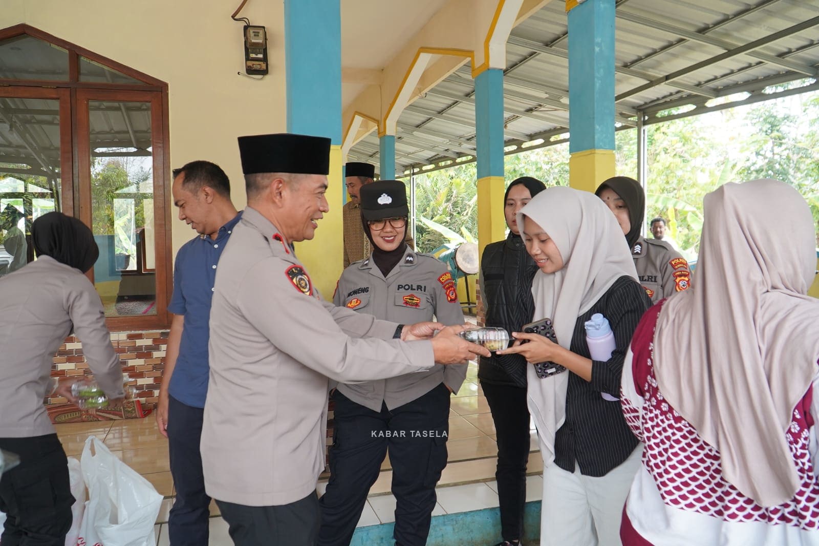 Pererat Silaturahmi dan Cegah Kejahatan C3, Polres Tasikmalaya Gelar Salat Jumat Keliling dan Jumat Berkah
