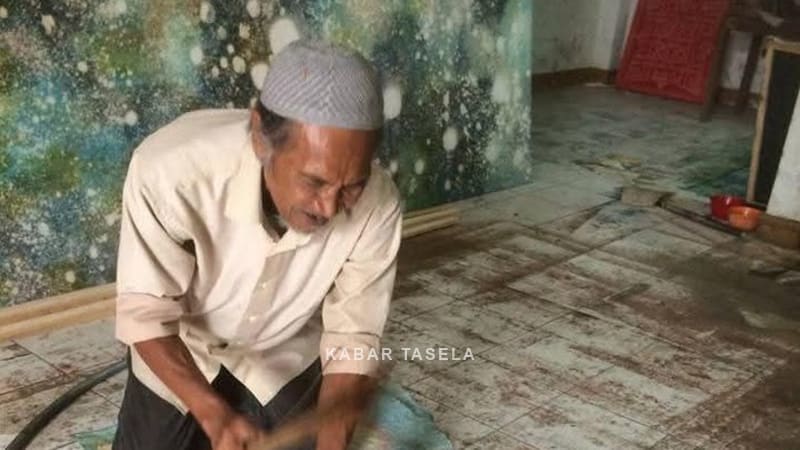 Batik Nyere Bandung: Inovasi Sapu Lidi di Tengah Gempuran Zaman