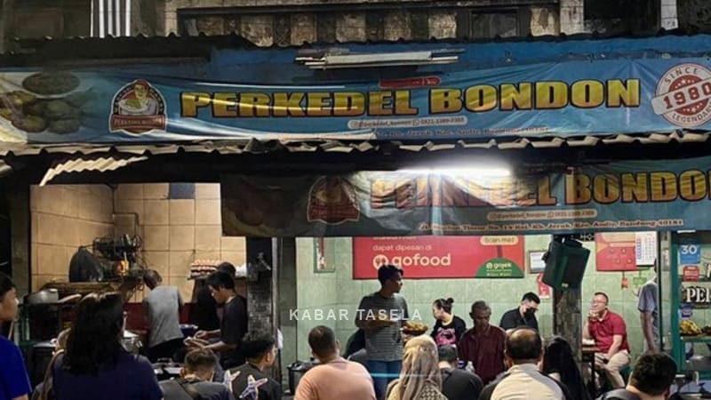 Menembus Kabut Malam Bandung: Menjelajahi Kehangatan 5 Kuliner Legendaris Penakluk Dingin