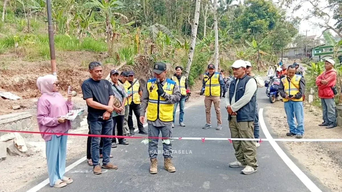 Jalan Cineam-Citalahab Mulus, Bupati Cecep: Moal Aya Anu Ngaledek Deui!