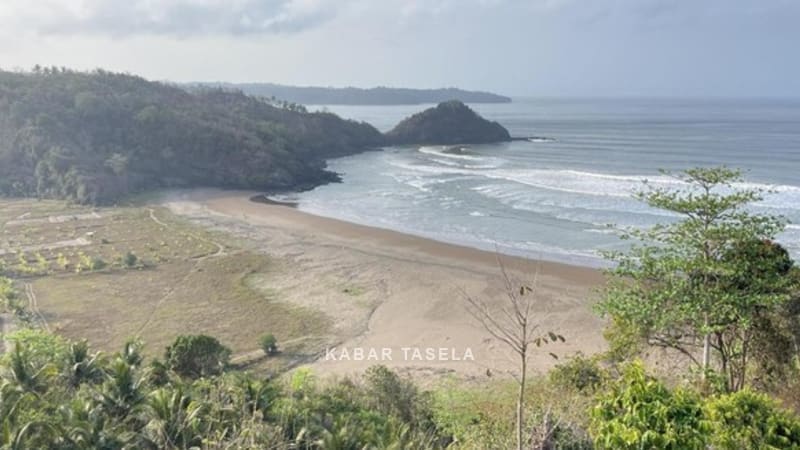 Menatap Cakrawala dari Titik Nol Pangandaran: Pesona Sunyi Bukit Nanggerang yang Mengetuk Sanubari