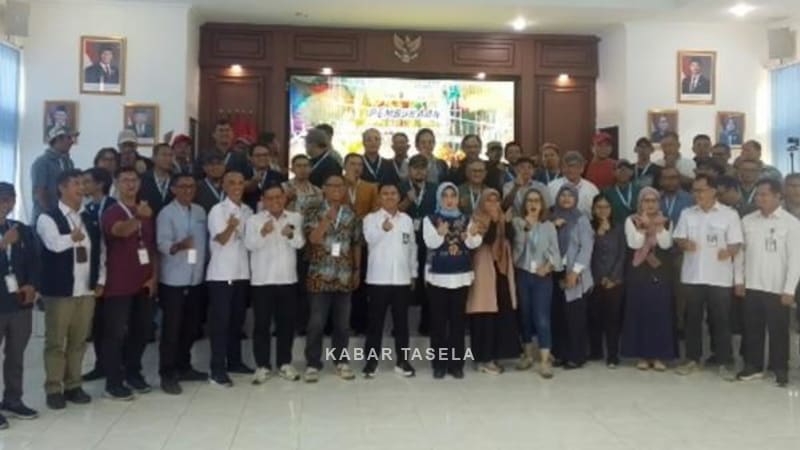 Bekali Kemandirian Ekonomi, 135 Jurnalis Ikuti Pelatihan Bisnis Ayam Petelur di Bogor