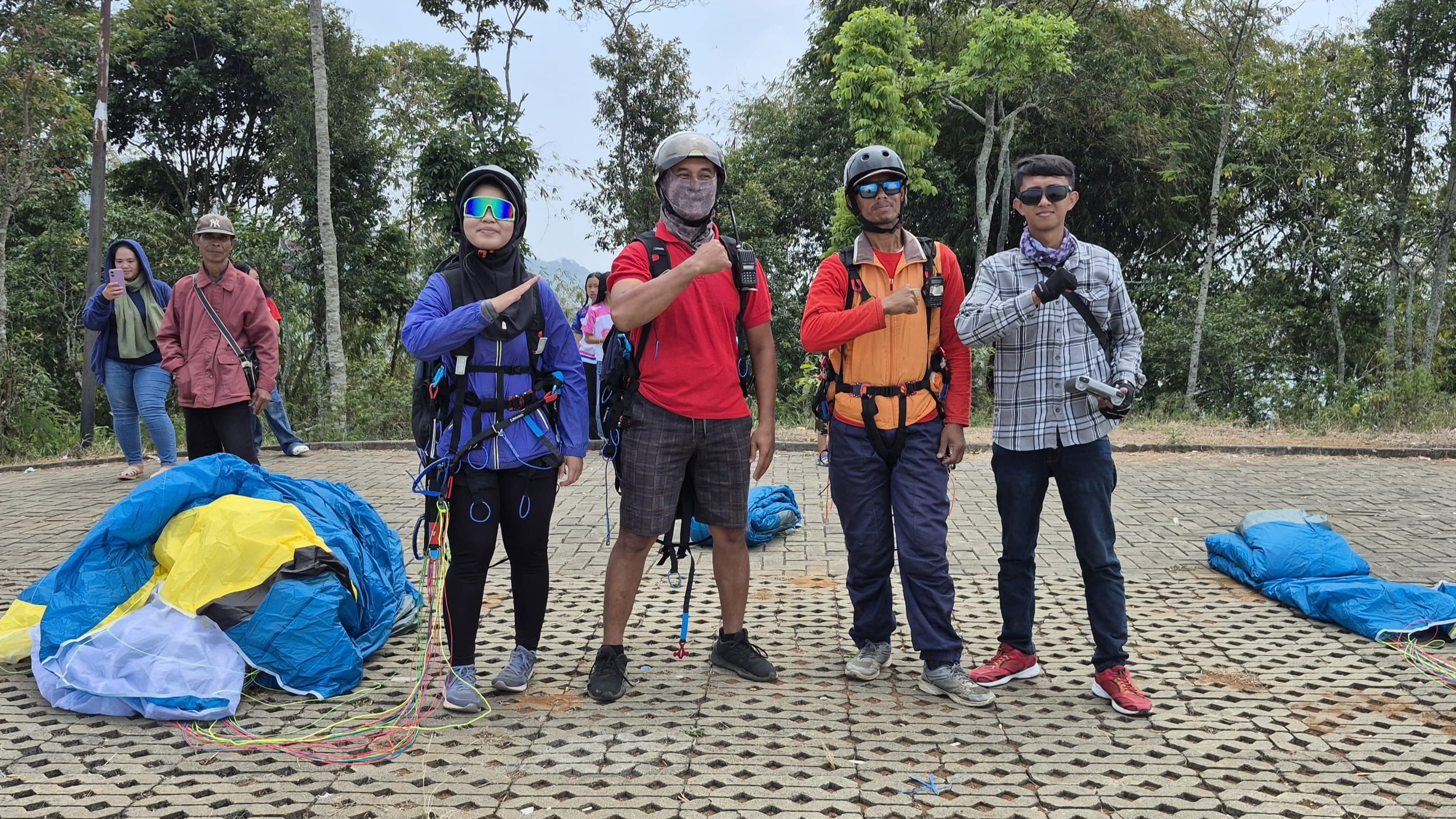 Cepy Avey Nugraha, Satu-satunya Pilot Paralayang PL2 di Tasikmalaya yang Merawat Asa Olahraga Dirgantara.