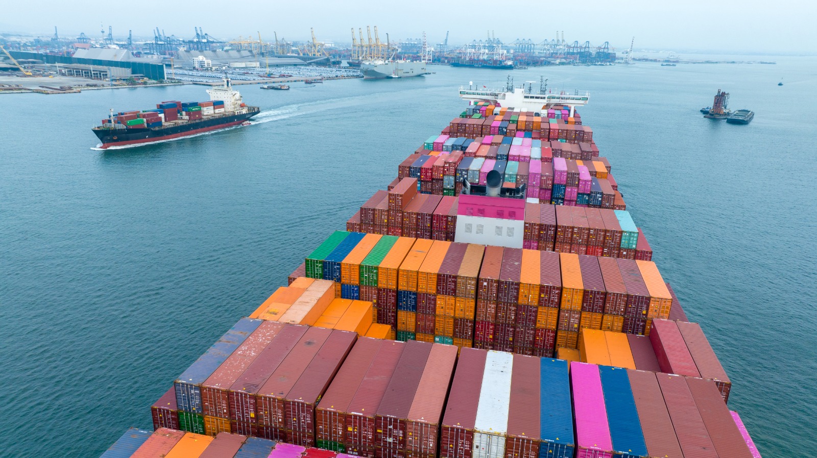 Real-time shipment tracking and logistics visibility