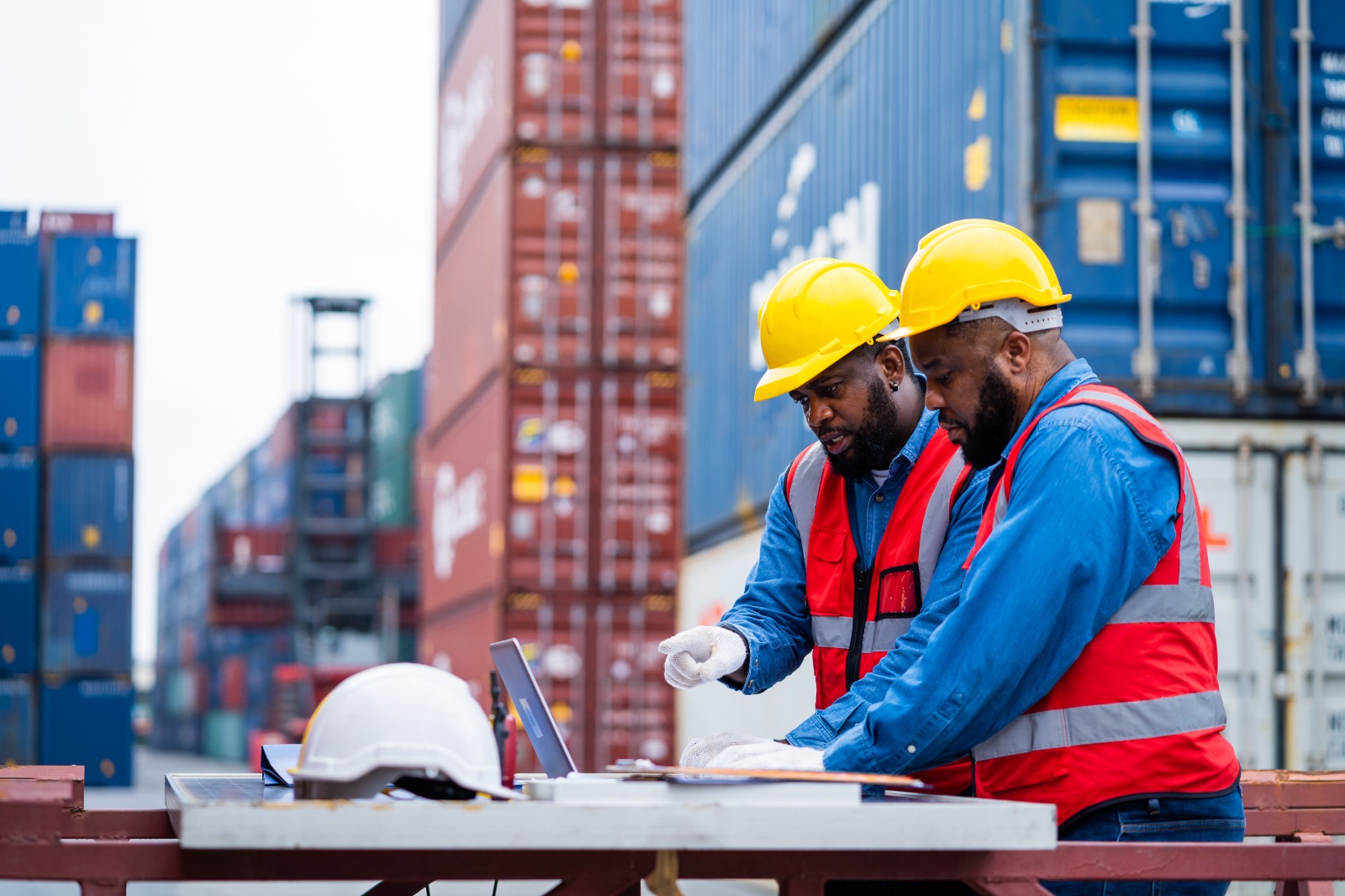 Predictive analytics transforming global supply chain decisions