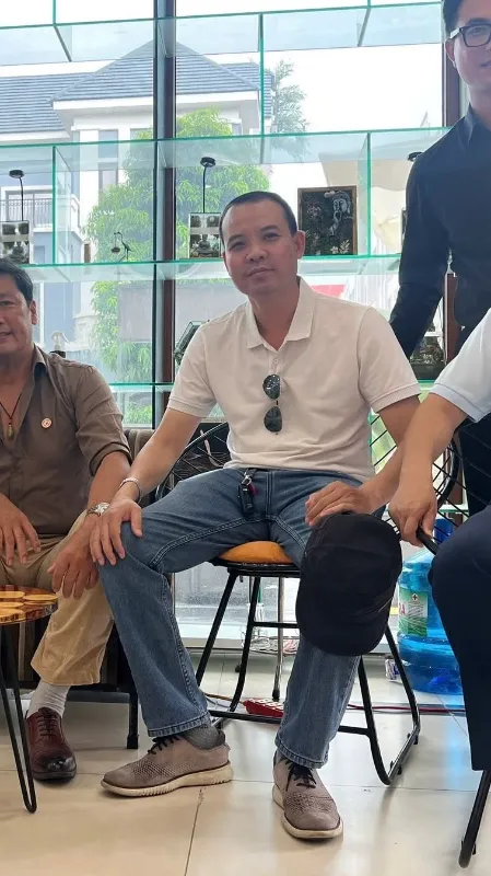 Thầy Bùi Đức Thọ