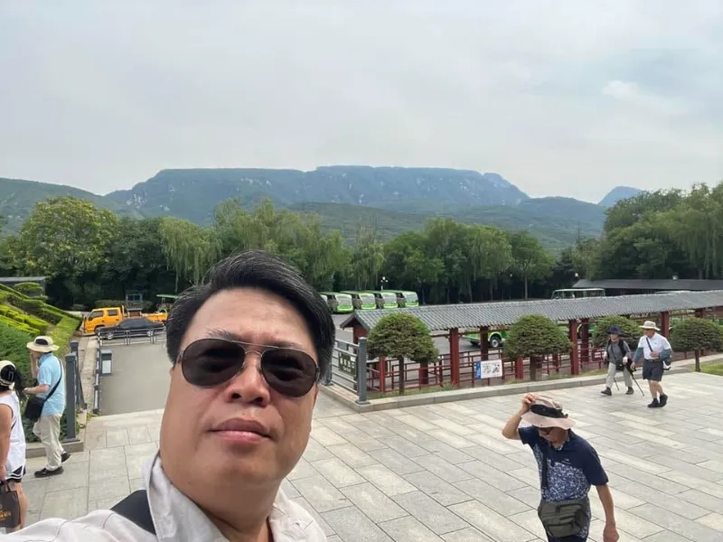 Thầy Hoàng Dũng