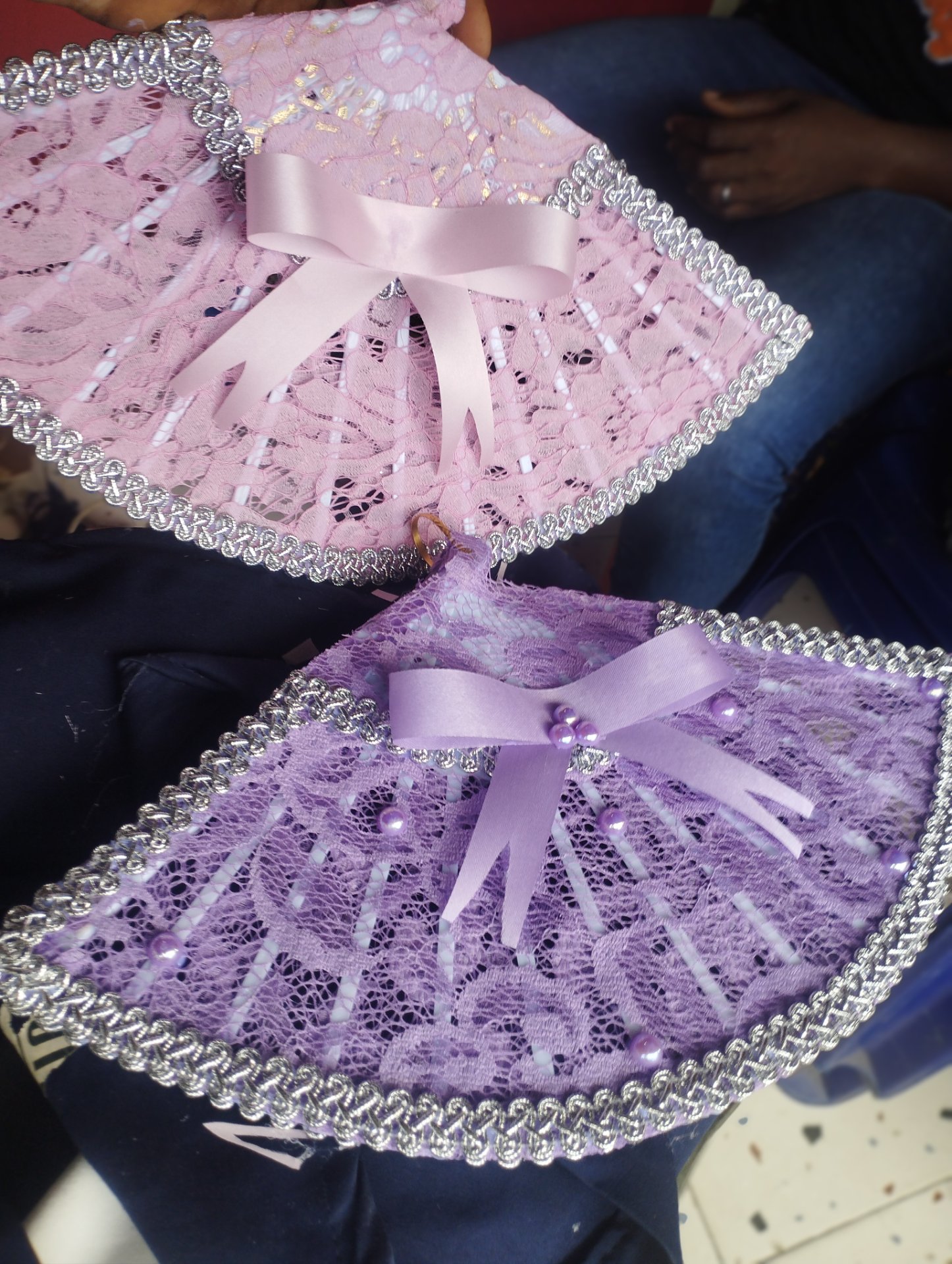 Ashoebi hand fan