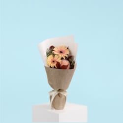 Prettiest Peach Posy - Standard