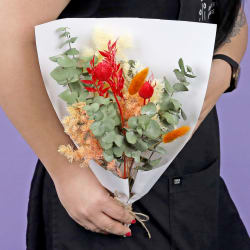 Dried Flower Mini Posy - Standard