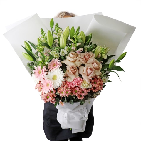 Champagne Pastel Cascade - Standard 1