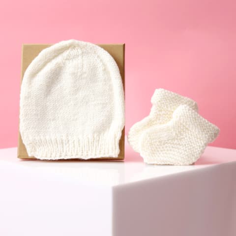 White Baby Gift Set  - Standard 0