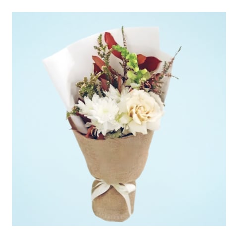 Rustic Rose Garden Posy  - Standard 1