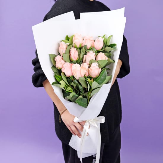 Twelve Roses Bouquet - Deluxe