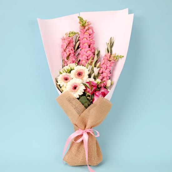 Furry Friends Pink Posy  - Deluxe