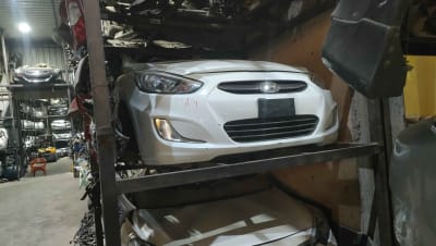 شبكة امامية, علويه بالعلامه,Hyundai -> Accent RB (2012)