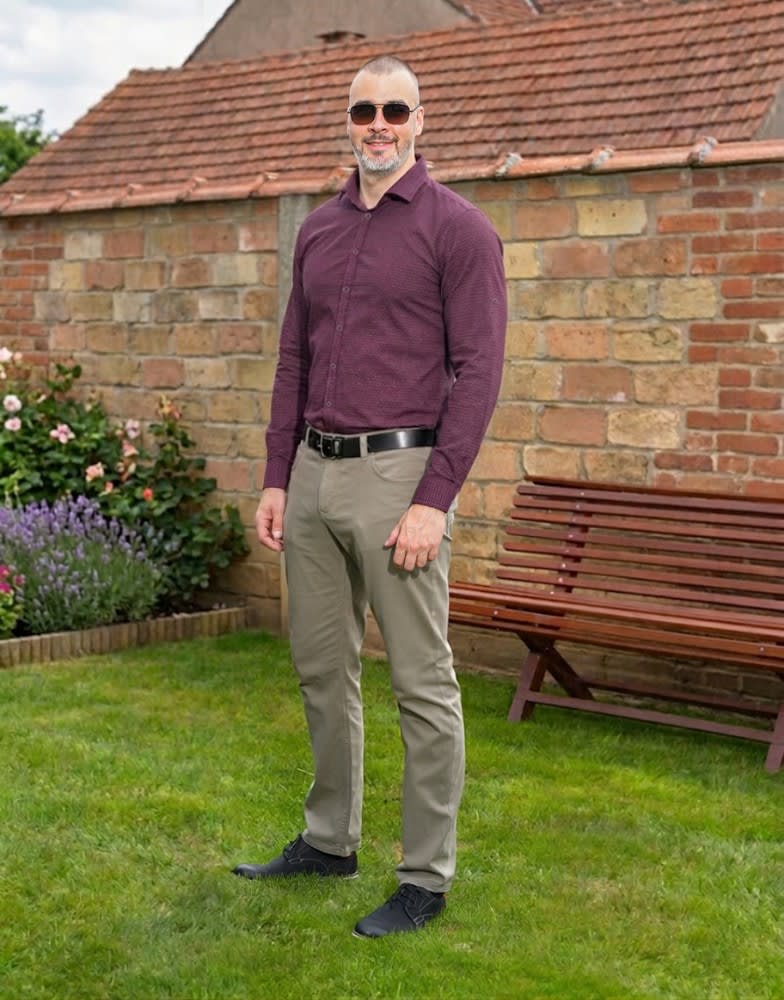 Dating profile photo option 2