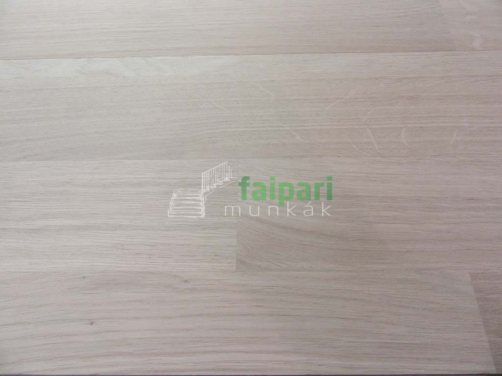 FELHASZNÁLT ANYAGOK: TÖRMÖRFA