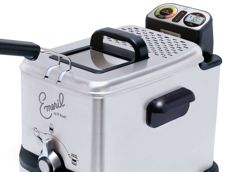 Filtration system in a deep fryer The Appliances Reviews