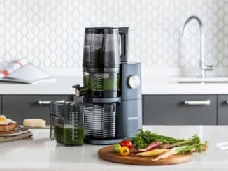 Innovative Hurom H-AI self-feeding slow juicer Review