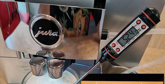 Jura Z10 flat white milk foam temperature