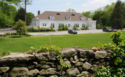 Photo of Round Hill Community Church