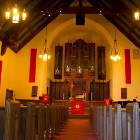 Lake of the Isles Lutheran Church