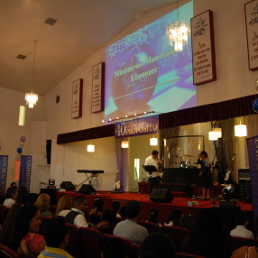 Ministerios Mundiales Ebenezer in Huntington Park,CA 90255