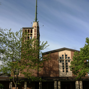 Holy Cross Lutheran Church