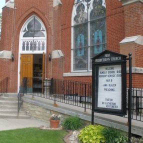 First Presbyterian Church in Dubuque,IA 52001